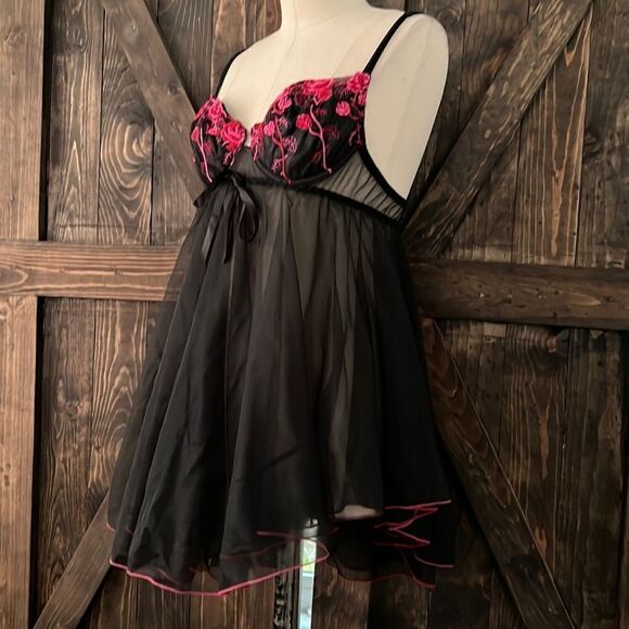 Priva Te Luxuries babydoll embroidered roses lingerie Medium - Picture 3 of 10